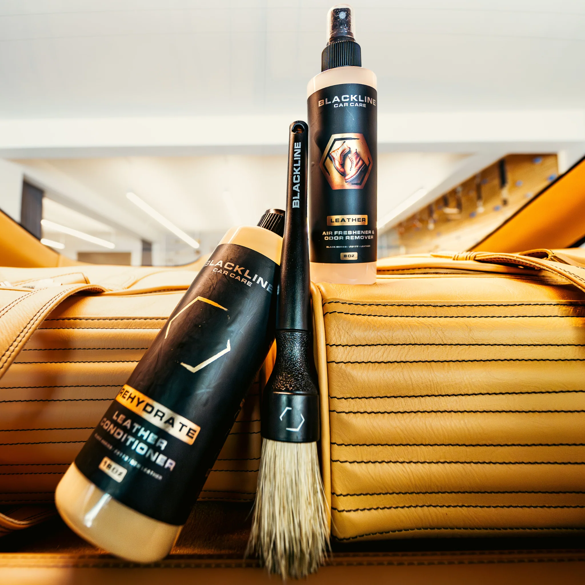 BLACKLINE® REHYDRATE LEATHER CONDITIONER - Image 3