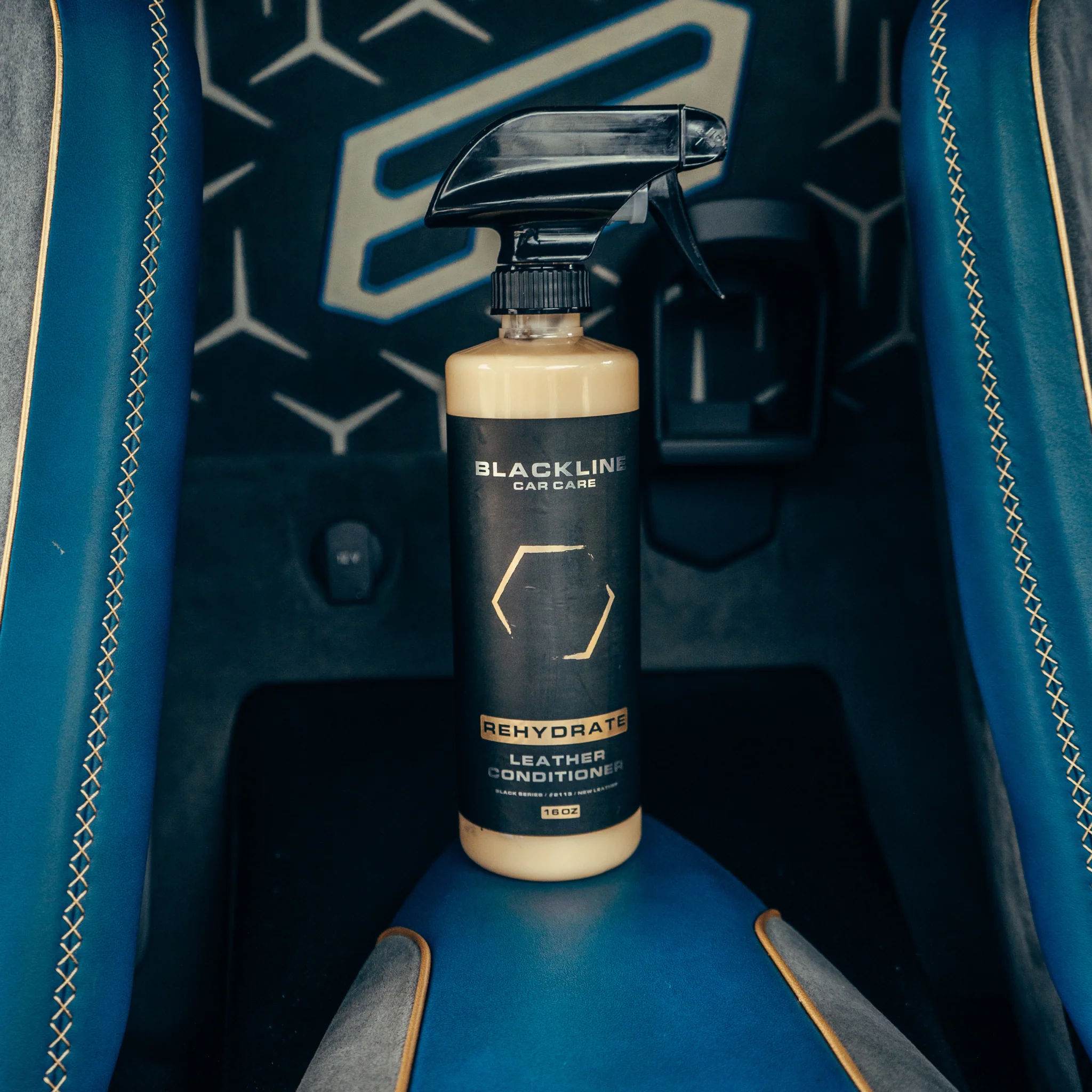 BLACKLINE® REHYDRATE LEATHER CONDITIONER - Image 4